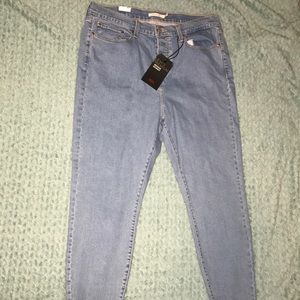 Levi Wedge Skinny Jean